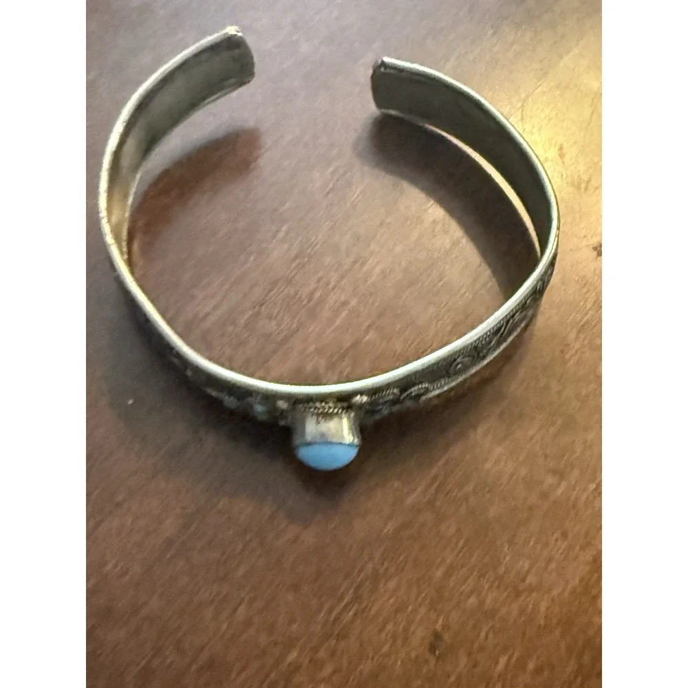 Bracelet Vtg Turquoise‎ Cuff Navajo Style Boho Tribal Engraved Blue Stones